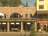 Old West mainstreet . . .